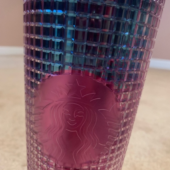 1 Starbucks 2021 Summer Pink & Blue 24oz Studded Venti Tumbler - Picture 4 of 9